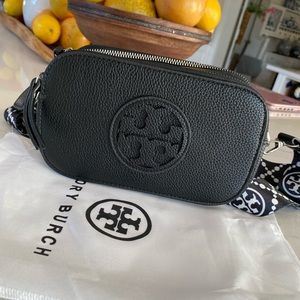 Black crossbody